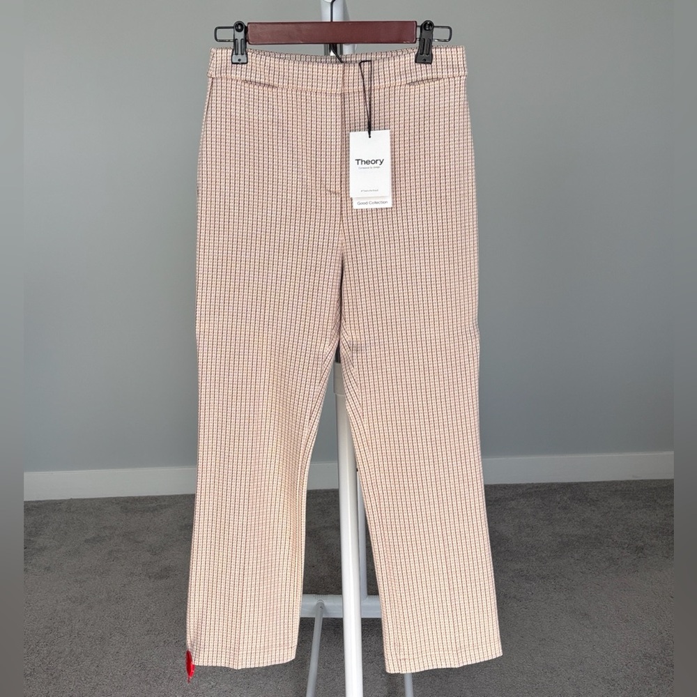 Theory Stratton Houndstooth Knit Pants in Blush Multi